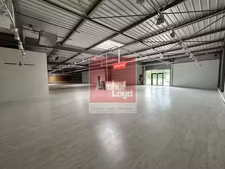 location commerce troyes 10000 388m² à 1158m²