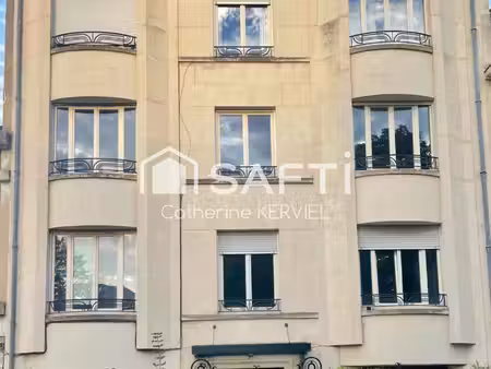magnifique appartement avec vue sur le parc sainte-marie