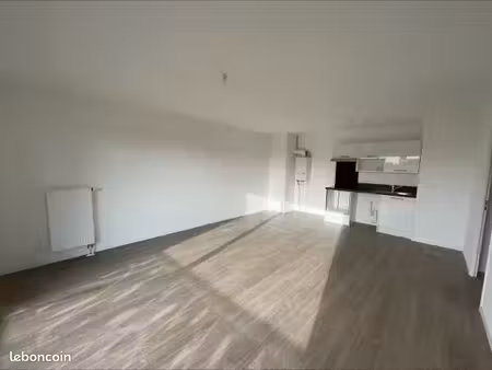 appartement 3 pièces 65 m²