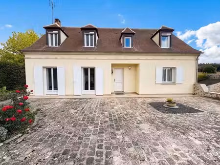 maison de luxe à vendre à senlis