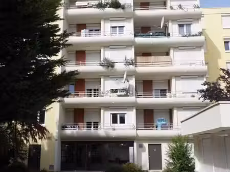 appartement 1 pièce 38 m²