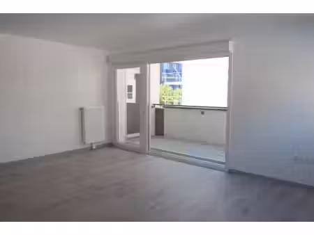 location appartement 3 pièces 69m² reims 51100
