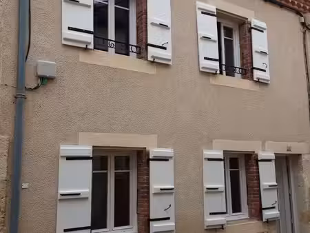 loue maison de village