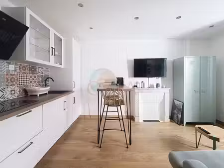 cannes centre rue meynadier studio refait a neuf airbnb auto