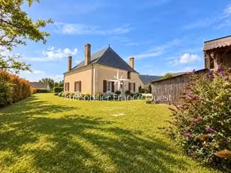 vente maison à sablé-sur-sarthe (72300) : à vendre / 107m² sablé-sur-sarthe