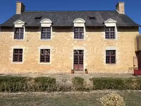 vente demeure d'exception à la flèche (72200) : à vendre / 315m² la flèche