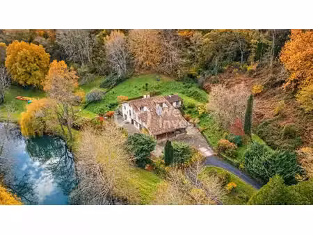 maison de luxe en vente à saint-pée-sur-nivelle, nouvelle-aquitaine