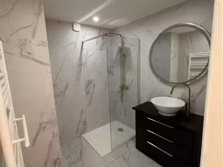 appartement t4 neuf équipée + cave