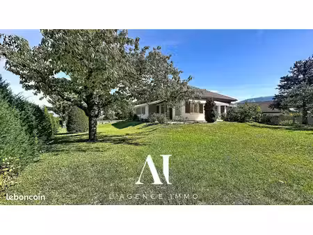 maison 6 pièces 178 m²