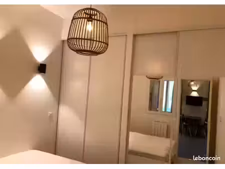 f2 meublé propre/charmant /libre/claire centre toulouse