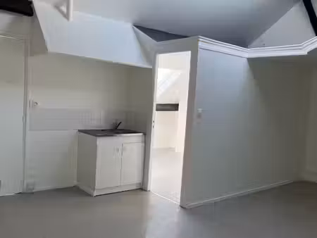 appartement 2 pièces 27 m² à louer saint-quentin 02100 ? | era immobilier