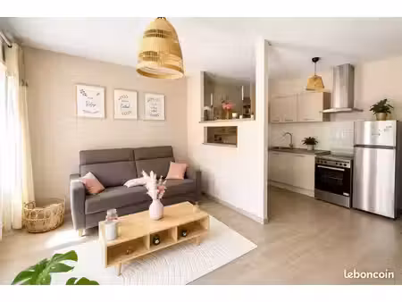 idealement situé cosy et calme