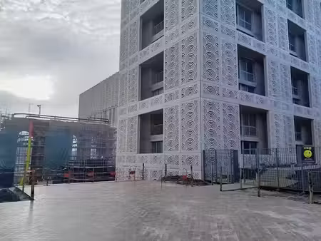 location appartement 4 pièces 87 m² à bordeaux (33000), 1 032 €