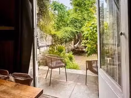 location appartement 2 pièces à bordeaux (33000) : à louer 2 pièces / 55m² bordeaux