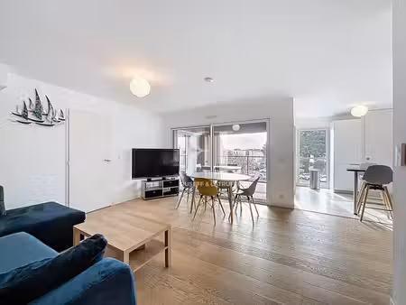 larmor-plage – élégant appartement au cœur du centre, à deux pas de la mer