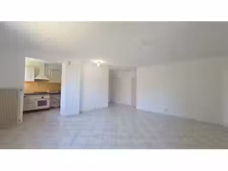 vente appartement 4 pièces 85 m² béziers (34500)