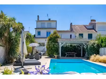 maison à vendre 7 pièces royan (17)