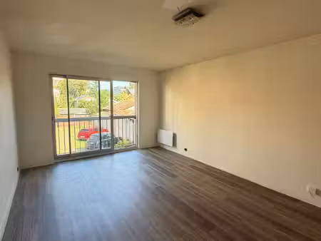 studio 93260 les lilas 28.25m²