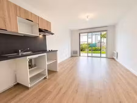 vente appartement 2 pièces à vannes ménimur - st-guen (56000) : à vendre 2 pièces / 42m² v