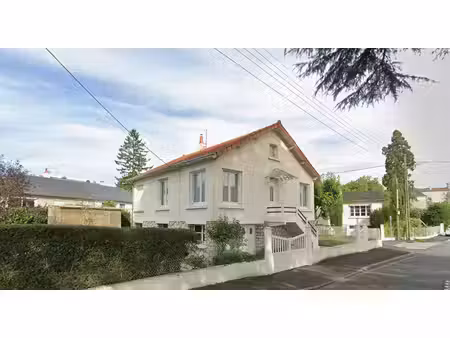 maison 3 pièces 70 m² à louer châtellerault 86100 ? | era immobilier