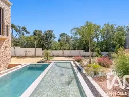 vente maison aux lecques (83270) : à vendre / 210m² les lecques