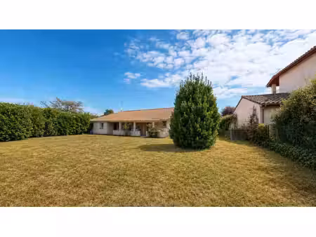 saint-alban – maison individuelle de plain-pied – 3 chambres – garage avec rochelle – vera