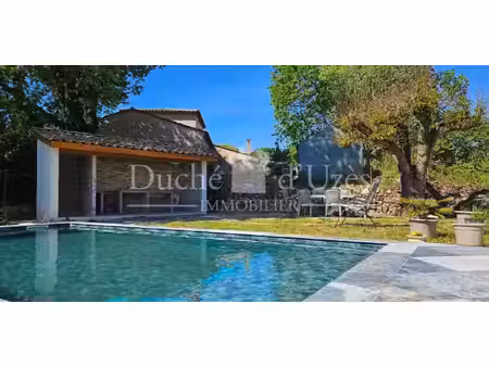 villa avec piscine et terrasse uzès (30)
