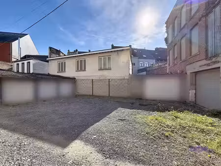 verviers : entrepôt de ±180 m² sur 2 niveaux