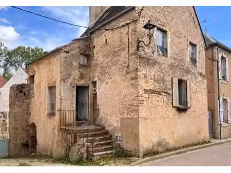 maison ancienne de caractère à réinventer, au pied de vézelay.