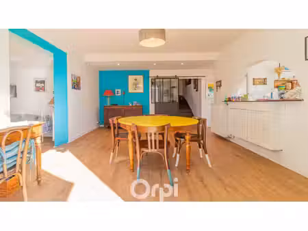 maison de ville à vendre dans le quartier agglomeration