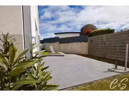 maison récente : confort moderne et nombreux atouts