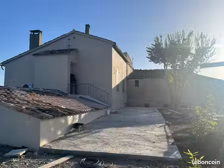 maison mitoyenne t4+ terrasse/jardinet +cave