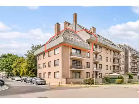 appartement te koop in hasselt met 3 slaapkamers