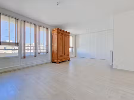 achat appartement 2 pièces 61m²