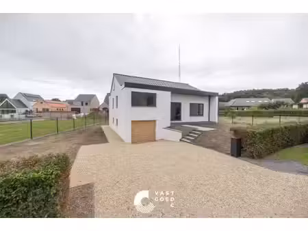 huis te koop in bree met 3 slaapkamers