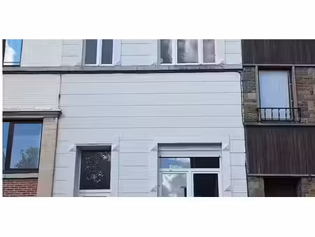 maison mitoyenne à rénover avec jardin