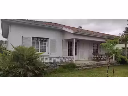 merignac maison de plain pied non mitoyenne garage et jardi