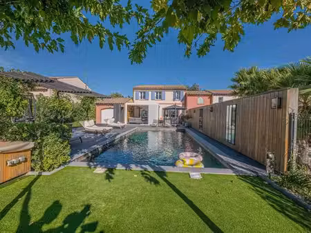villa de 5 pièces de luxe en location grimaud, france