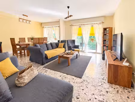 le cannet – montjoly | bel appartement traversant de 84 m² – 298 000 €
