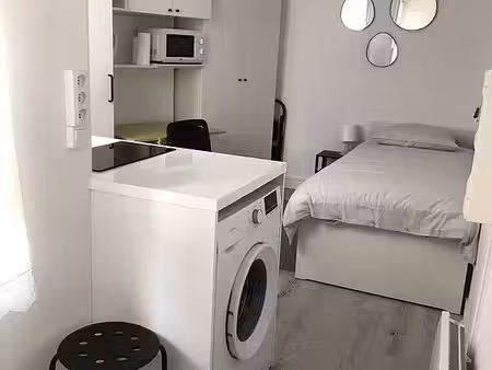studio meublé avec concierge