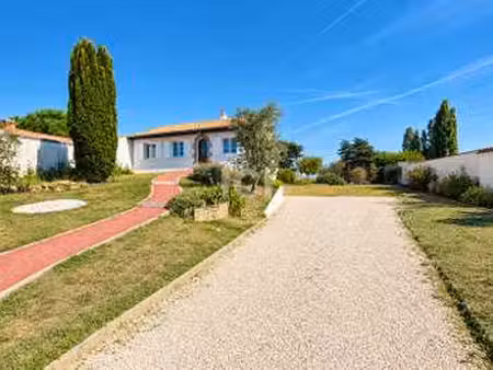 vente maison à bouaye (44830) : à vendre / 106m² bouaye