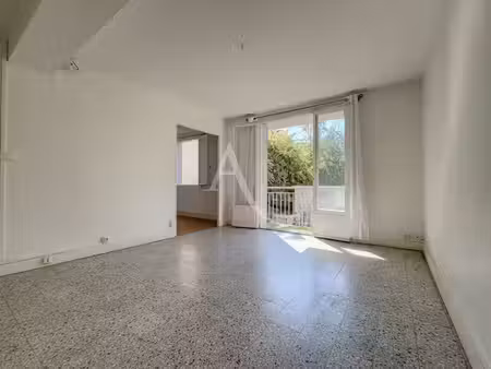 appartement lyon t3bis /t4 avec balcon orienté au sud au calme proche monplaisir