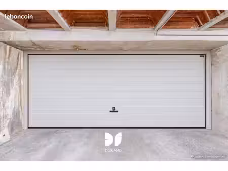 parking/box 25 m² marseille