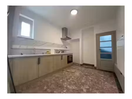 appartement à louer à rue royale 6 tournai (vbe71549)