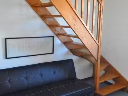t2 en duplex meublé avec terrasse privée
