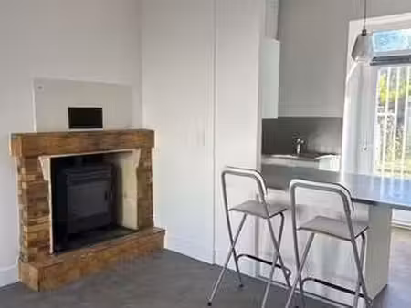 location maison à rezé (44400) : à louer / 43m² rezé