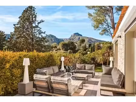 maison de luxe en vente à marseille, provence-alpes-côte d'azur