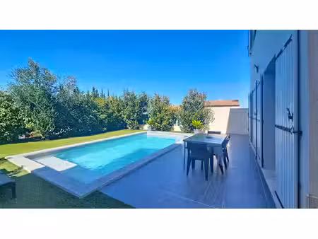 maison t4 récente avec garage et piscine à saint-maximin-la-sainte-baume