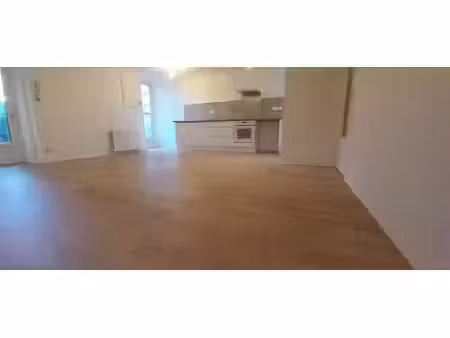 location appartement 3 pièces 72 m² à mâcon (71000)