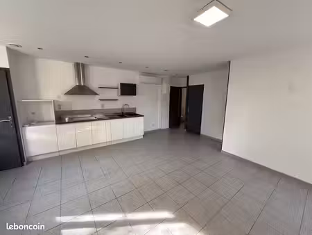 appartement t3 montplaisir clim jardin garage stationnement
